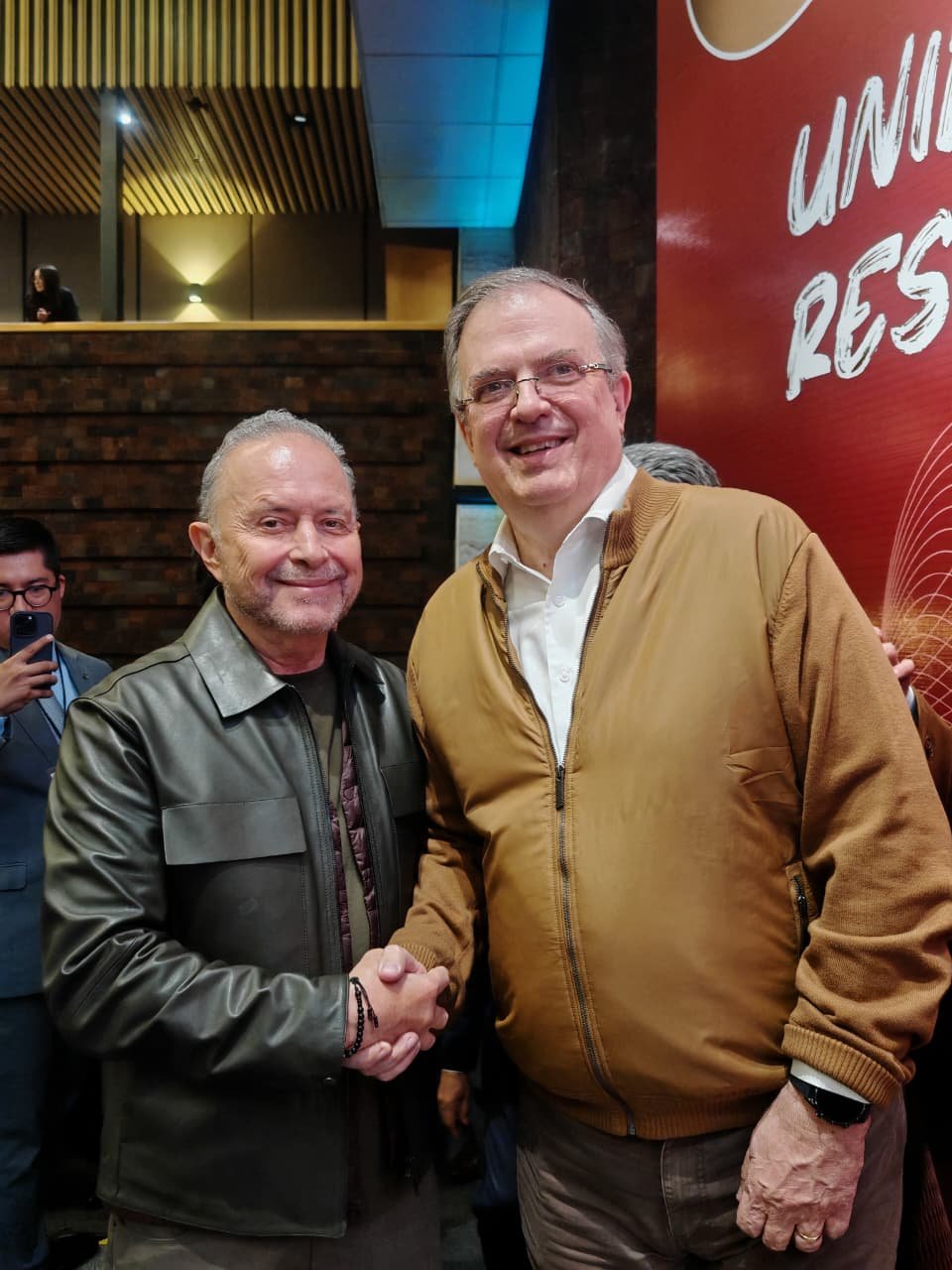 Encuentro público